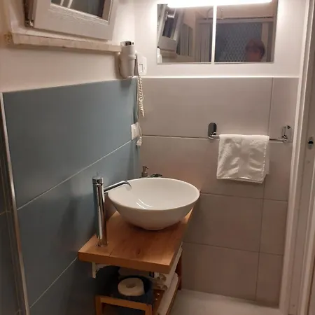 Al Castagneto Kır Evi *